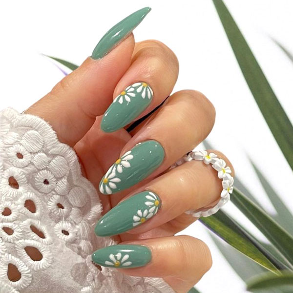LI LY NAILS_29640 (4)